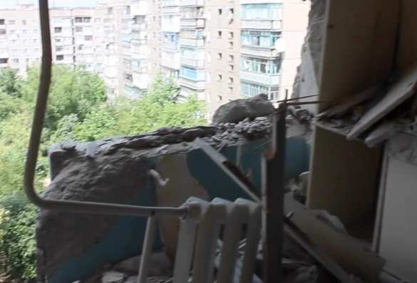 «Мы же не глухие и не слепые», — горловчане про «самообстрелы» города (ВИДЕО А.Шария) | Русская весна