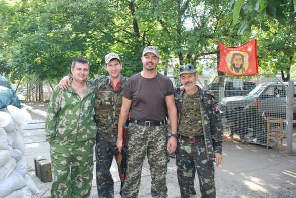 Бойцы Моторолы: репортаж с передовой в Мариновке (видео) | Русская весна