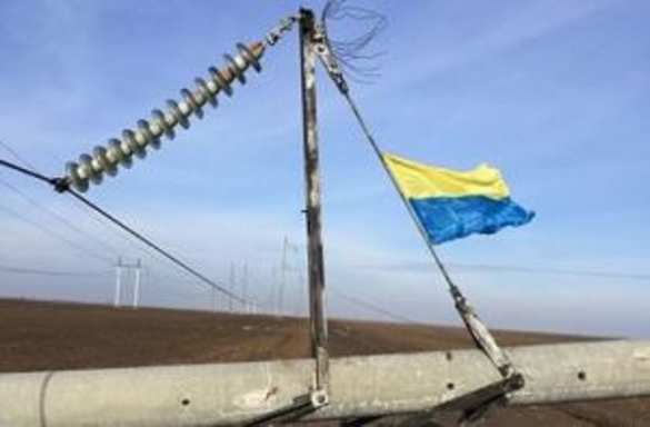 СРОЧНО: Падение опор ЛЭП привело к отключению украинских атомных станций  | Русская весна