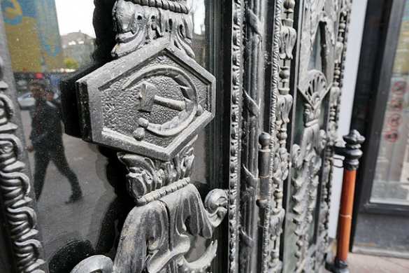 Нацисты победили коммунистов на Украине, — Bloombergview | Русская весна