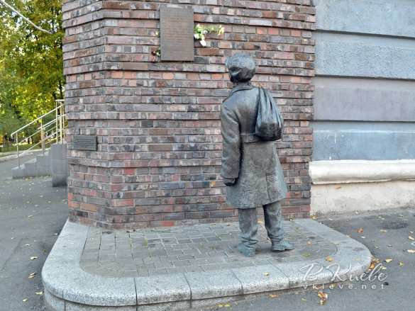 А вы будете праздновать Бабий Яр? — деградация украинцев в вопросах и ответах (ВИДЕО А. Шария) | Русская весна