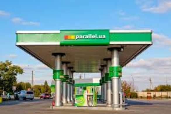 СБУ: Ахметов финансировал «боевиков», заправляя военный транспорт ДНР на миллионы литров (ВИДЕО) | Русская весна