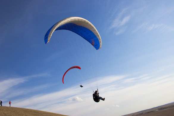 Побег на параплане: Мужчина хотел улететь с Украины в Молдову, но его поймали «на старте» (ФОТО) | Русская весна