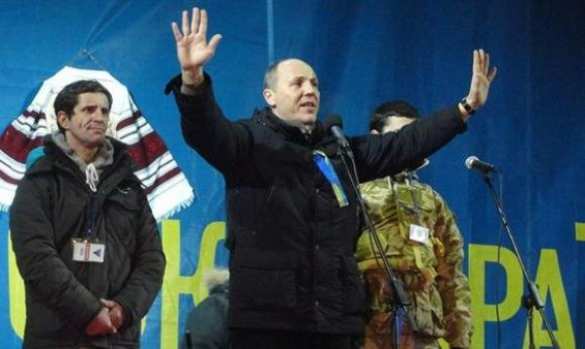 Правый сектор пикетирует здание СНБО, Парубий намерен подать в отставку (видео) | Русская весна