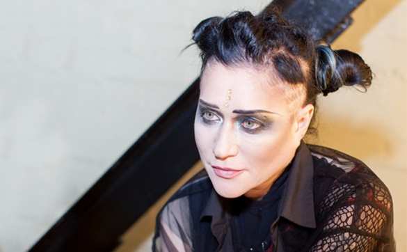 Среди сбитых грузовиком в Москве пешеходов оказалась певица Линда (+ВИДЕО) | Русская весна