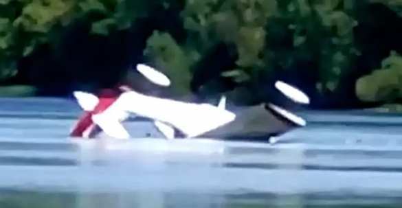 Самолёт-амфибия упал в Подмосковье (+ВИДЕО, ФОТО) | Русская весна