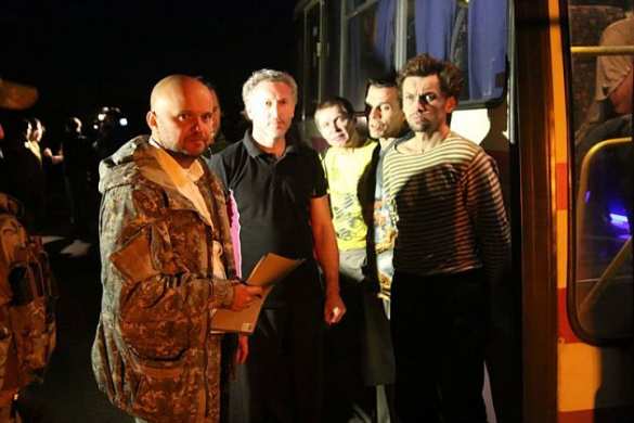 Ночной обмен пленными. Как это было (видео) | Русская весна