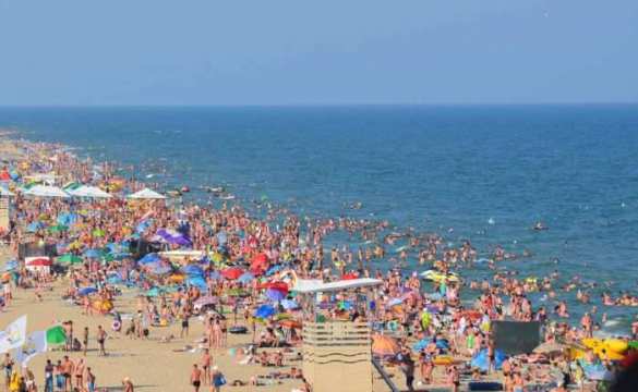 Незаменимый Крым: все пляжи Одесской области закрыты (ФОТО) | Русская весна