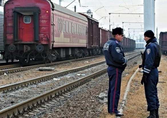 В поезде «Запорожье-Мариуполь» избили «героя АТО» и выбросили из вагона (ФОТО) | Русская весна