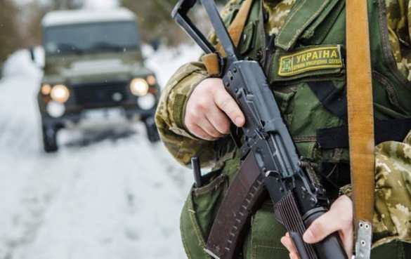 На границе Украины убили пограничника | Русская весна