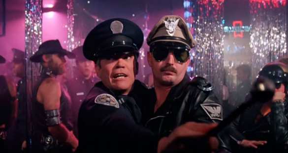 «Геи, вон из полиции»! — требует жительница Ивано-Франковска | Русская весна