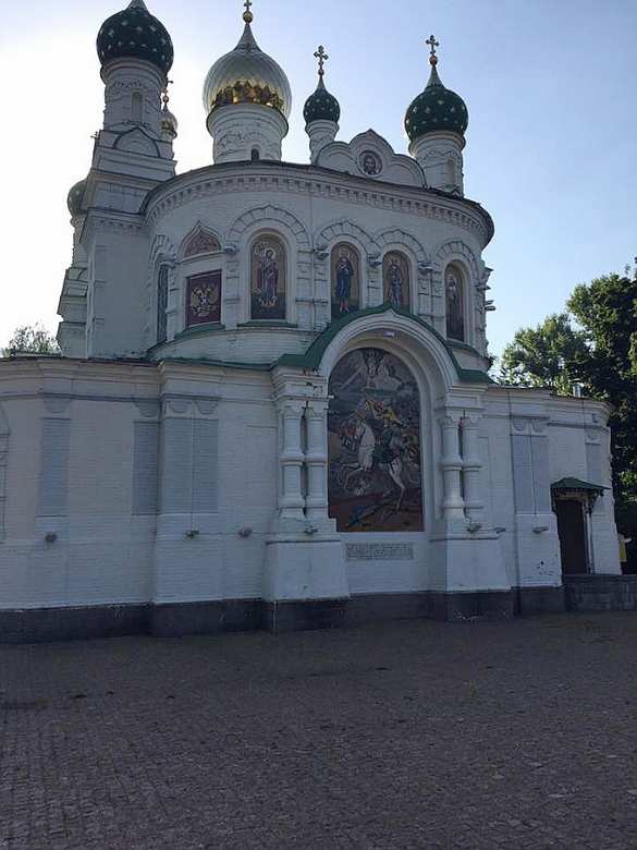 Советник Авакова возмущен фреской с Петром I, «топчущим украинский флаг» (ФОТО) | Русская весна