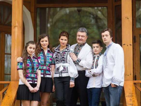 Семья Порошенко съедает в месяц продуктов на 370 тысяч евро | Русская весна