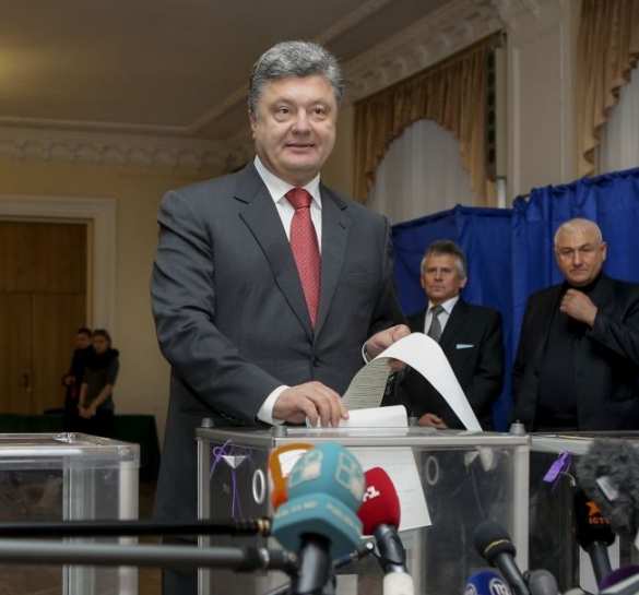 Порошенко: более 25 тысяч украинских военнослужащих лишены возможности проголосовать на выборах в Раду | Русская весна