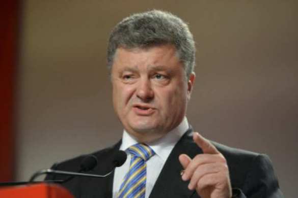 Со складов пропало 2000 единиц оружия, — Порошенко | Русская весна