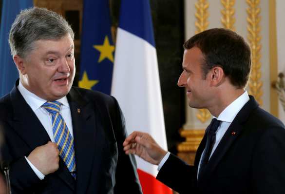 В администрации Макрона рассказали, как будут принимать Зеленского и Порошенко   | Русская весна