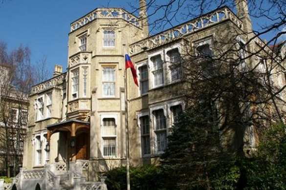 Посольство РФ в Великобритании подшутило над реакцией Дэвида Кэмерона на победу Джереми Корбина | Русская весна