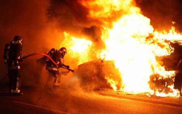 На украинском оборонном предприятии сильный пожар: взрываются боеприпасы (ВИДЕО) | Русская весна