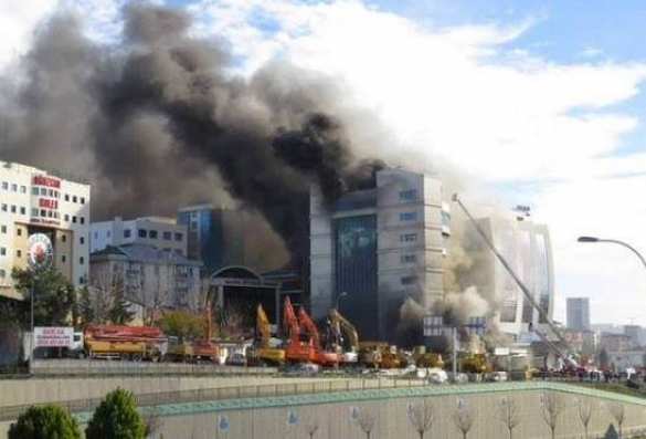 СРОЧНО: В Стамбуле горит гостиница (+ФОТО, ВИДЕО) | Русская весна