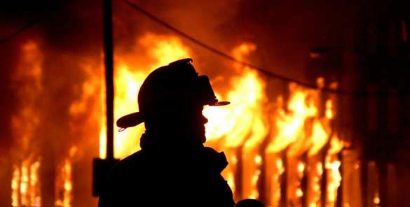 Донецк прощается с пожарным, убитым прицельным огнем ВСУ (ФОТО) | Русская весна