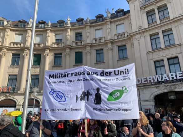 В Мюнхене тысячи человек вышли на митинг против НАТО (+ФОТО) | Русская весна