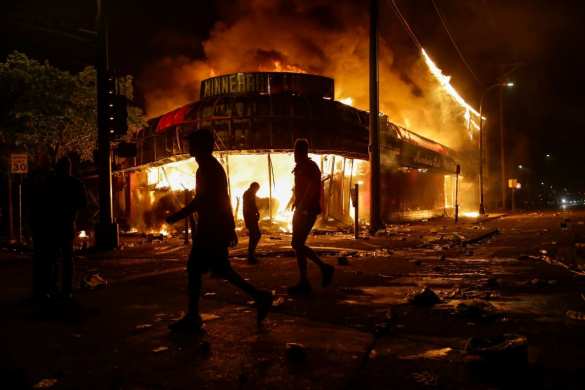 Загадочный инцидент: Украинца, таранившего в США толпу, спутали с однофамильцем? | Русская весна