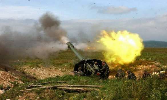 «По российским оккупантам огонь!» — главред «Цензор.нет» показал, как стреляет из гаубицы по Донбассу (ВИДЕО) | Русская весна