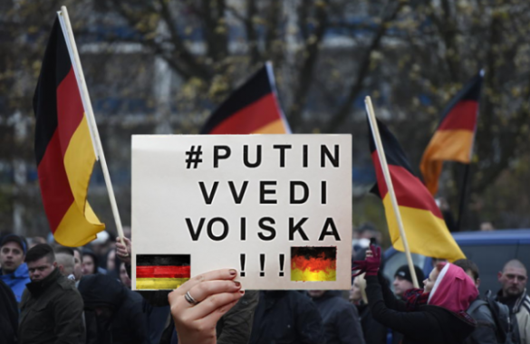 «Путин, введи войска!» — европейцы просят Россию отправить ОМОН для разгона распоясавшихся мигрантов (ВИДЕО) | Русская весна
