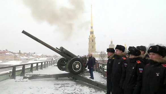 Путин выстрелил из пушки (+ФОТО, ВИДЕО) | Русская весна