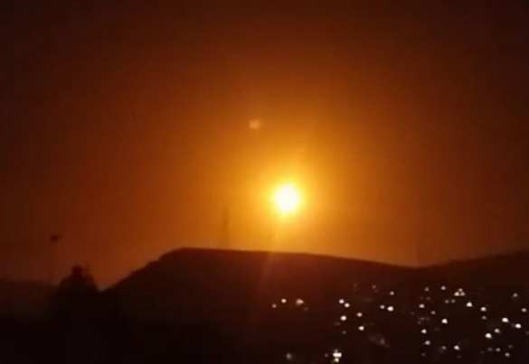 Взрывы гремят на Украине, ракеты несутся к целям (ВИДЕО) | Русская весна