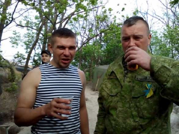 «ВСУшники», напившись, постреляли друг друга: сводка о военной ситуации на Донбассе (+ВИДЕО) | Русская весна