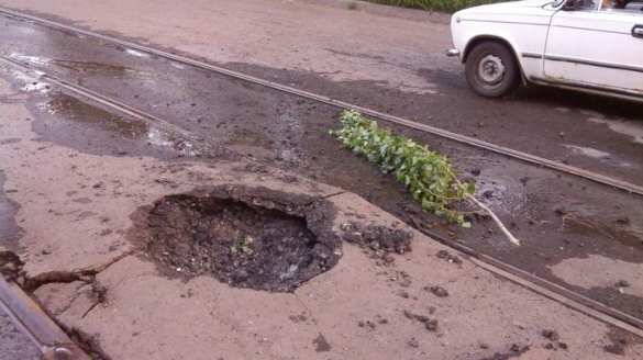 Краматорск: вчера утром город начали обстреливать из РПГ и миномётов (видео включение) | Русская весна