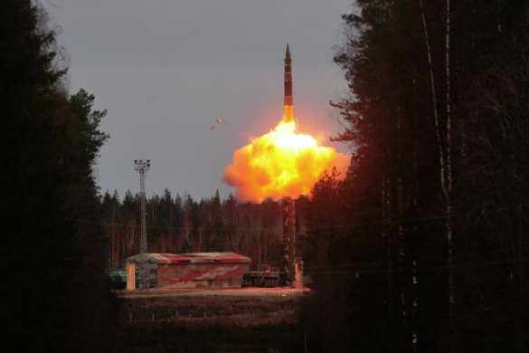 Ракета с атомной бомбой От ядерного удара по СССР отделяли минуты | Русская весна