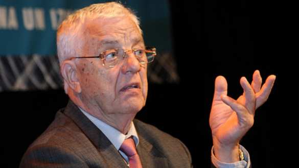 Раймонд Паулс неожиданно прокомментировал сообщения об эмиграции его семьи из Латвии (АУДИО) | Русская весна