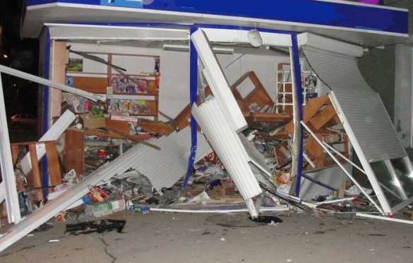 Начальник киевской милиции отдал ларьки на растерзание «Правому сектору» | Русская весна