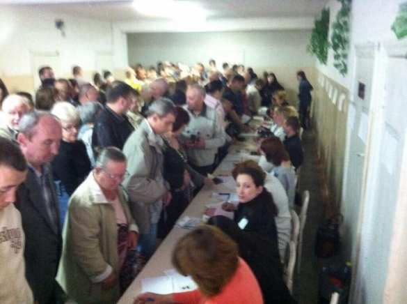 Алчевск: референдум прошёл как большой праздник (видео включение) | Русская весна