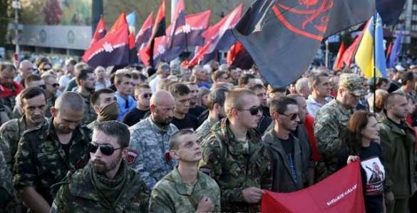 Заявление Яроша о начале новой революции на Украине — блеф, считает донецкий эксперт | Русская весна