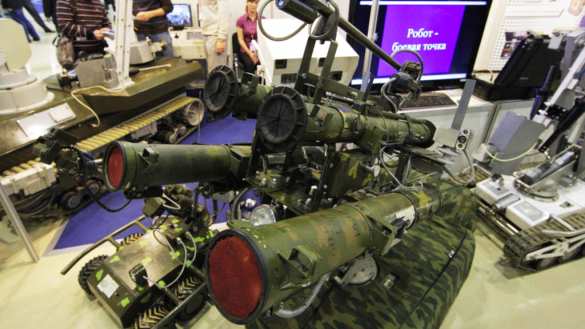 Робот с гранатометом заступил на боевое дежурство в ракетные войска РФ  | Русская весна