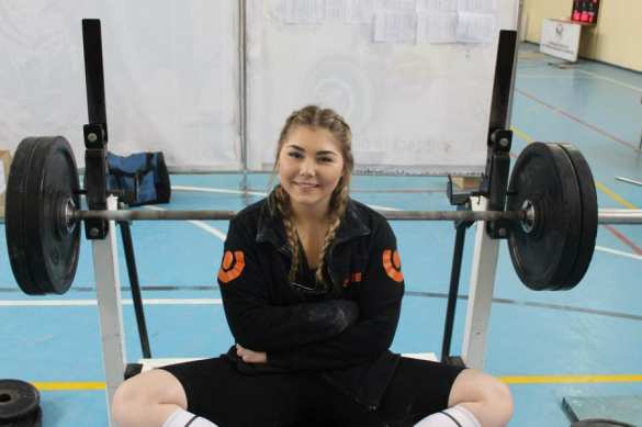 Представляла Донецк и Москву: красавица Марьяна Наумова победила на чемпионате по пауэрлифтингу в Сирии (ФОТО, ВИДЕО) | Русская весна