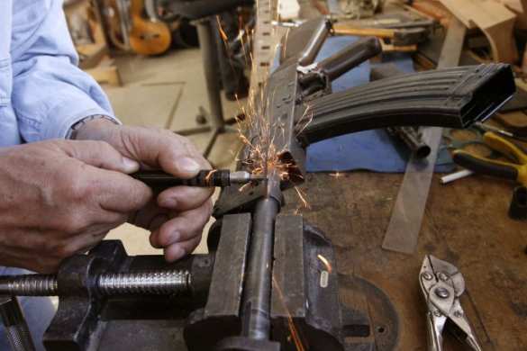 США будут делать собственный автомат Калашникова | Русская весна