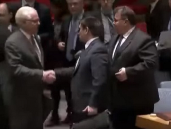 Глава МИД Украины Климкин объяснил свое рукопожатие с Чуркиным (ВИДЕО) | Русская весна