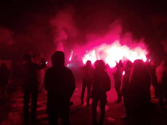 Боевики С14 «обстреляли» дом Авакова (ФОТО, ВИДЕО) | Русская весна