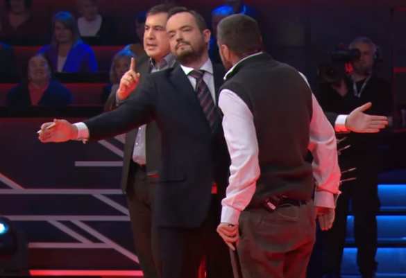 Мосийчук с костылем кинулся на Саакашвили (ВИДЕО) | Русская весна