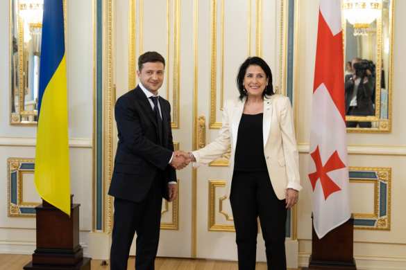 Президент Грузии отменила визит на Украину | Русская весна