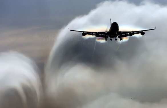 Командир экипажа сообщил подробности ЧП на рейсе Москва-Бангкок | Русская весна