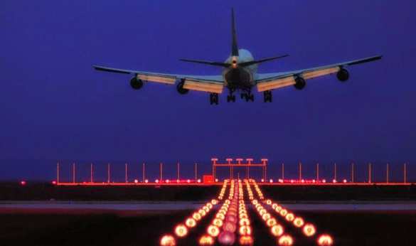 Авиадиспетчер погиб, спасая пассажирский самолёт | Русская весна