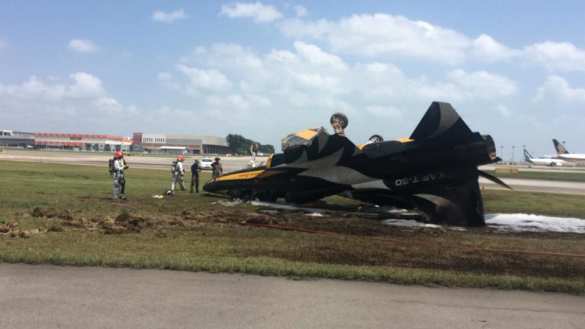 Самолет Южной Кореи загорелся во время показательных выступлений на авиашоу (ФОТО, ВИДЕО) | Русская весна