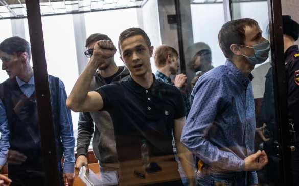 «Сделать бомбу и поозоровать в Саранске»: сенсационные расшифровки разговоров фигурантов дела «Сети» (ФОТО, АУДИО) | Русская весна