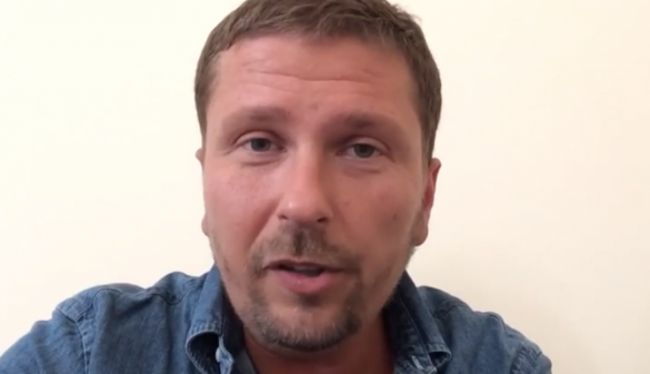 «Хуторской пиар»: глава МВД Украины опозорился, опубликовав ролик с «благородным полицейским» (ВИДЕО А. Шария) | Русская весна