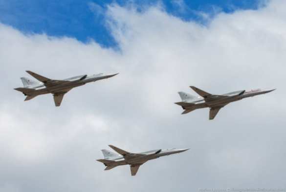 Дальние бомбардировщики ВКС России совершили полет над Баренцевым и Норвежским морями | Русская весна